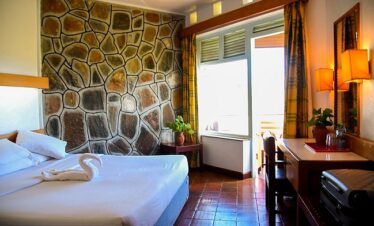 Lodges in Tsavo East