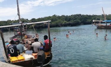 Zanzibar boat tour and excursions