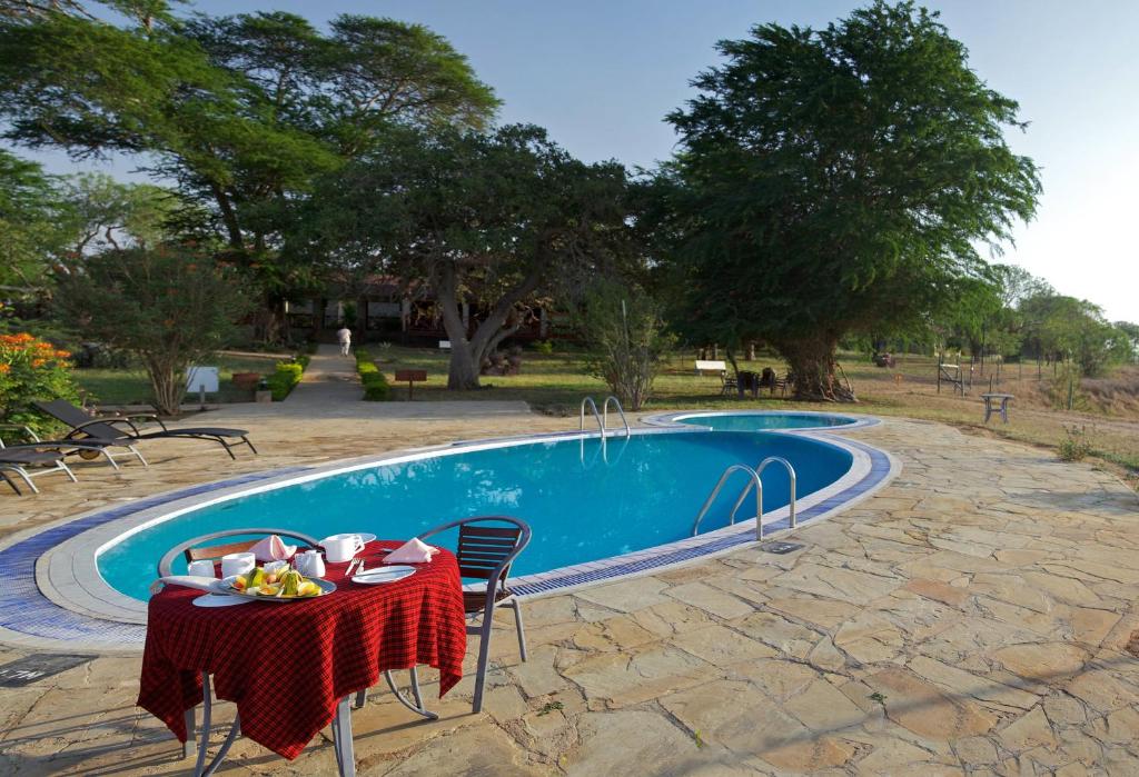 Tssavo Safari Lodges and camps