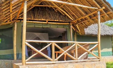 Masai Mara Flying Safari from Mombasa Diani