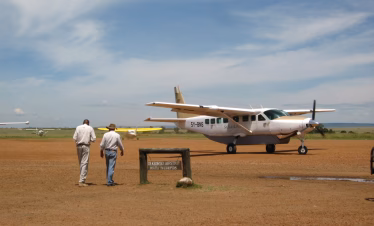 Best flying safari from Diani Beach to Masai Mara