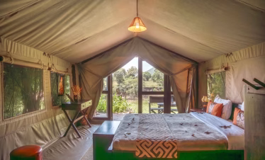 Luxury tented accommodation at Mara River Camp, Masai Mara