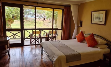 Kenya short safari packages from Diani Beach or Mombasa